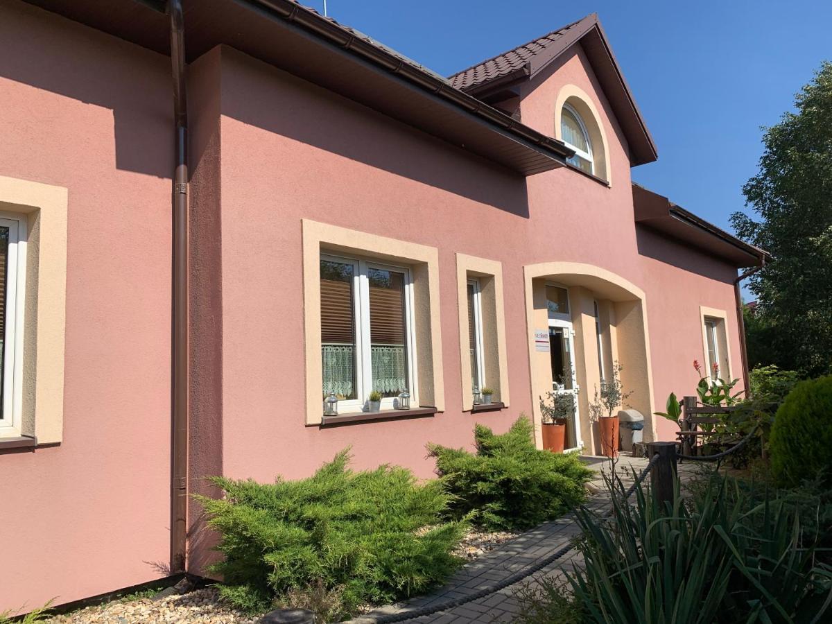 Medison Family Boutique B&B Κίελτσε Εξωτερικό φωτογραφία